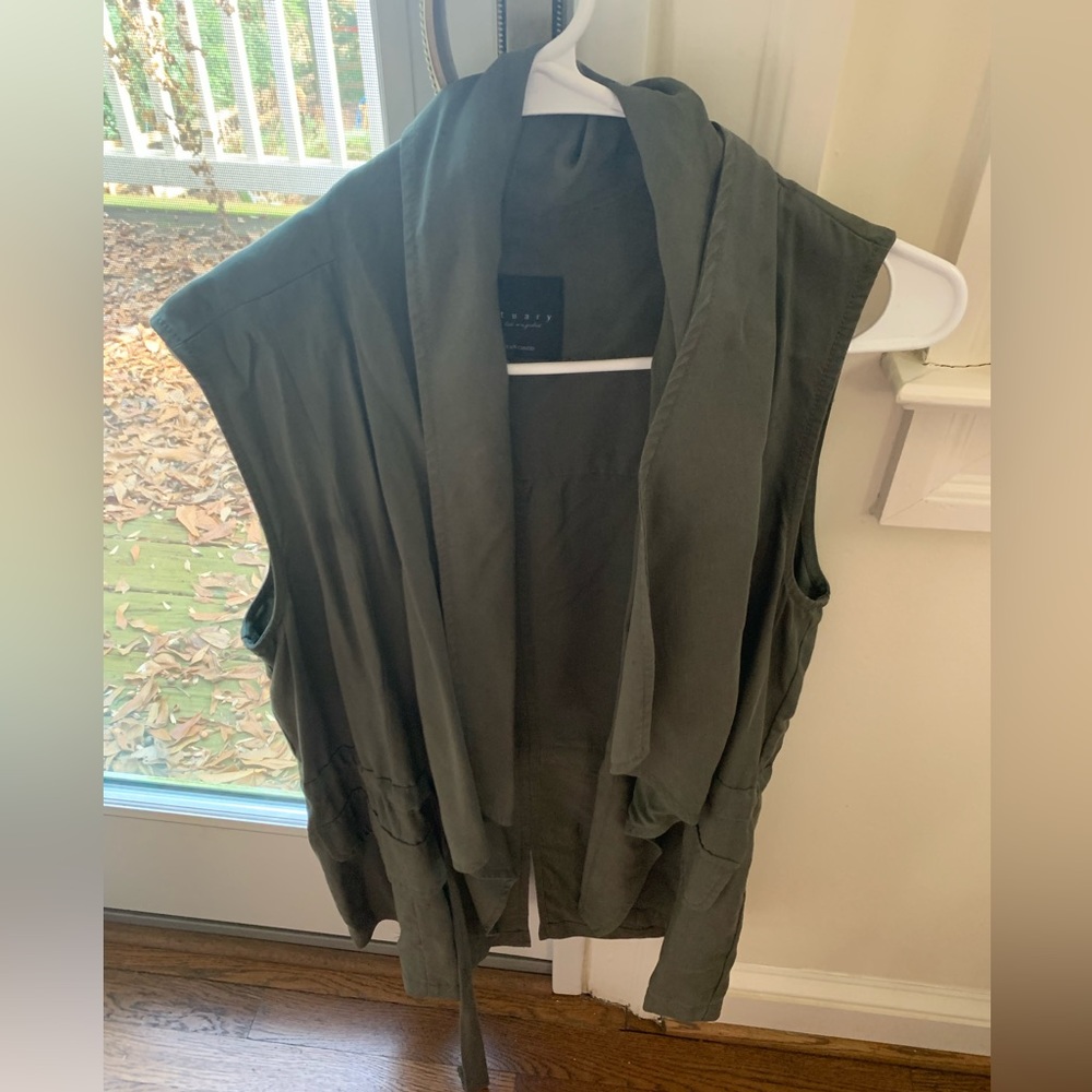 Sleeveless Sanctuary size M vest with tie belt to sinch waist.